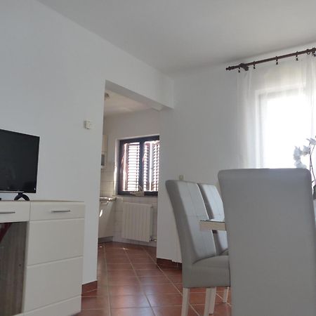 Charming Apartments In Pula Luaran gambar