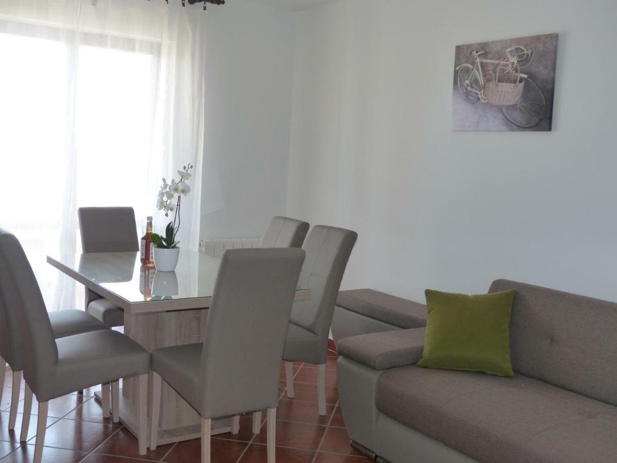 Charming Apartments In Pula Luaran gambar