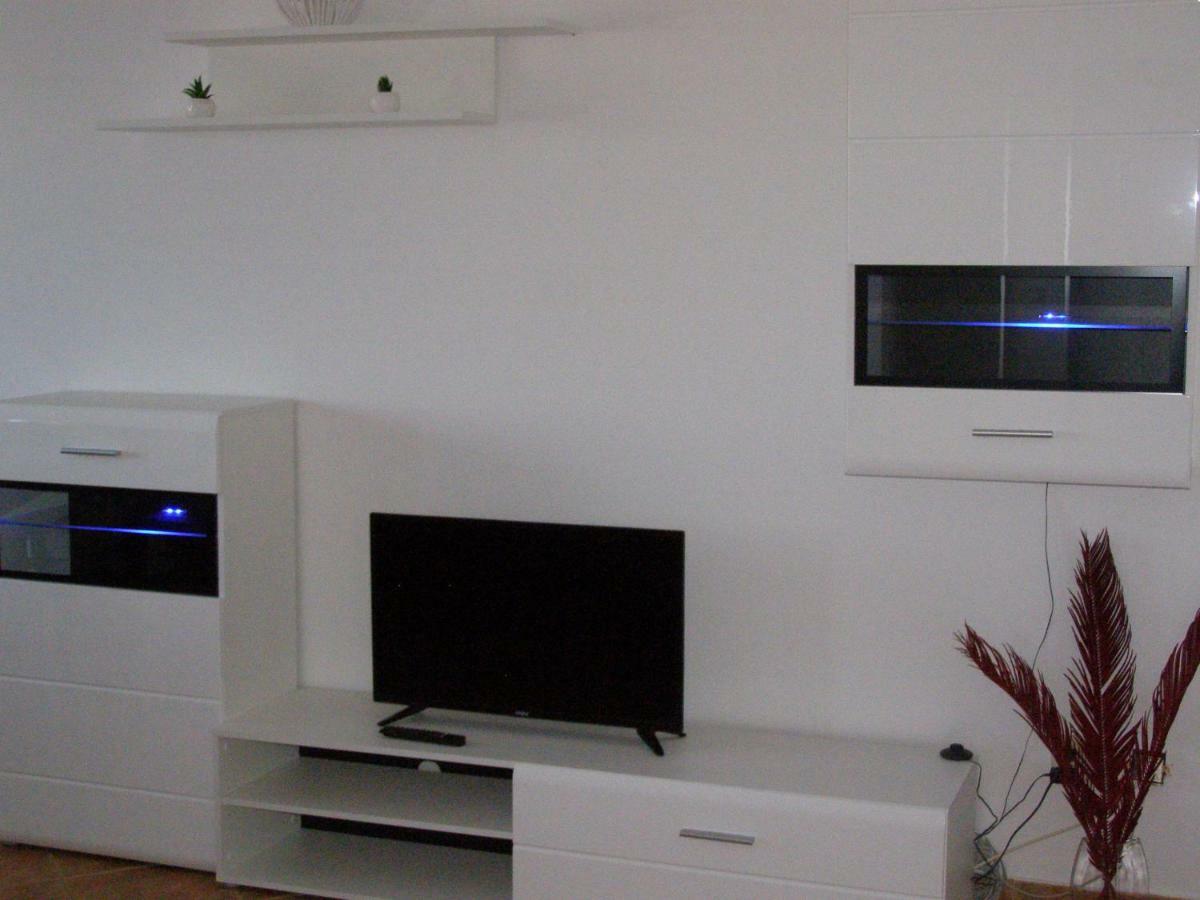 Charming Apartments In Pula Luaran gambar